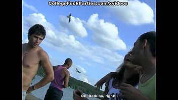 Порно видео студенты на берегу озера. Смотреть видео студенты на берегу озера онлайн